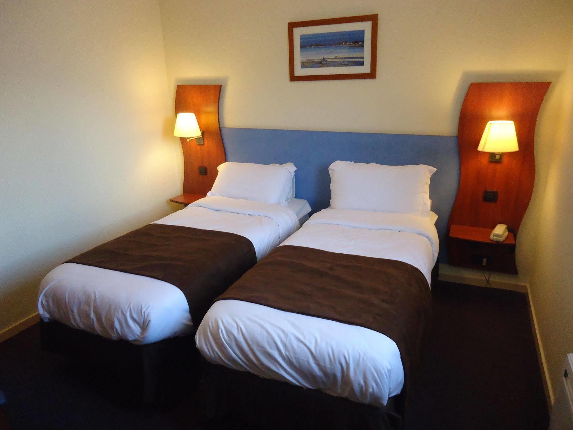 Hotel Estuaire Сен-Бревен-ле-Пен Екстериор снимка